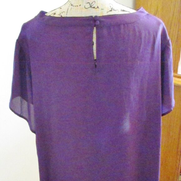 Torrid Georgette Cage Detail Top, Short Sleeve, Purple, Semi Sheer Flowy Size 3X - Picture 4 of 10